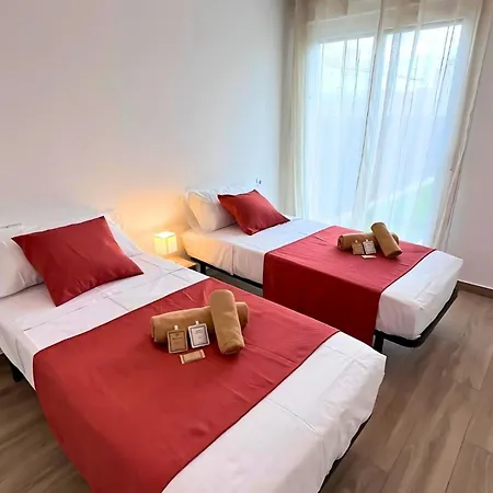 Golf Sun And A Private Pool For A Dream Holiday! 빌라 오리후엘라