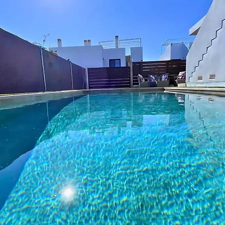 Golf Sun And A Private Pool For A Dream Holiday!