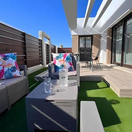 Golf Sun And A Private Pool For A Dream Holiday! 오리후엘라