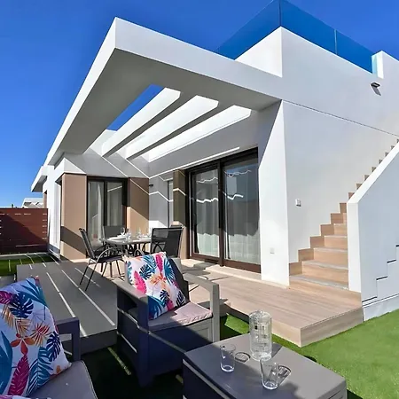 Golf Sun And A Private Pool For A Dream Holiday! 오리후엘라